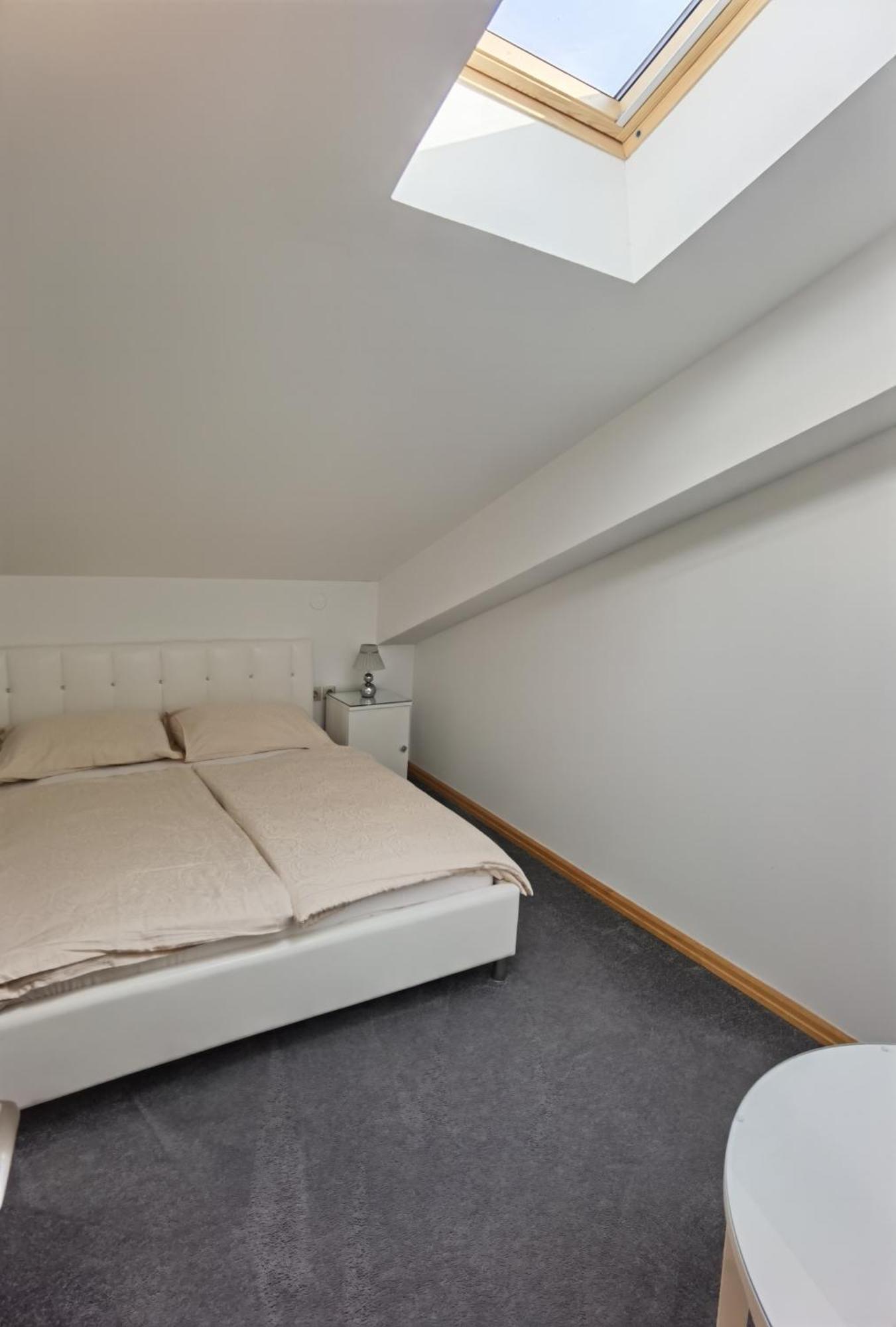 Apartment Skaline Malinska Zimmer foto