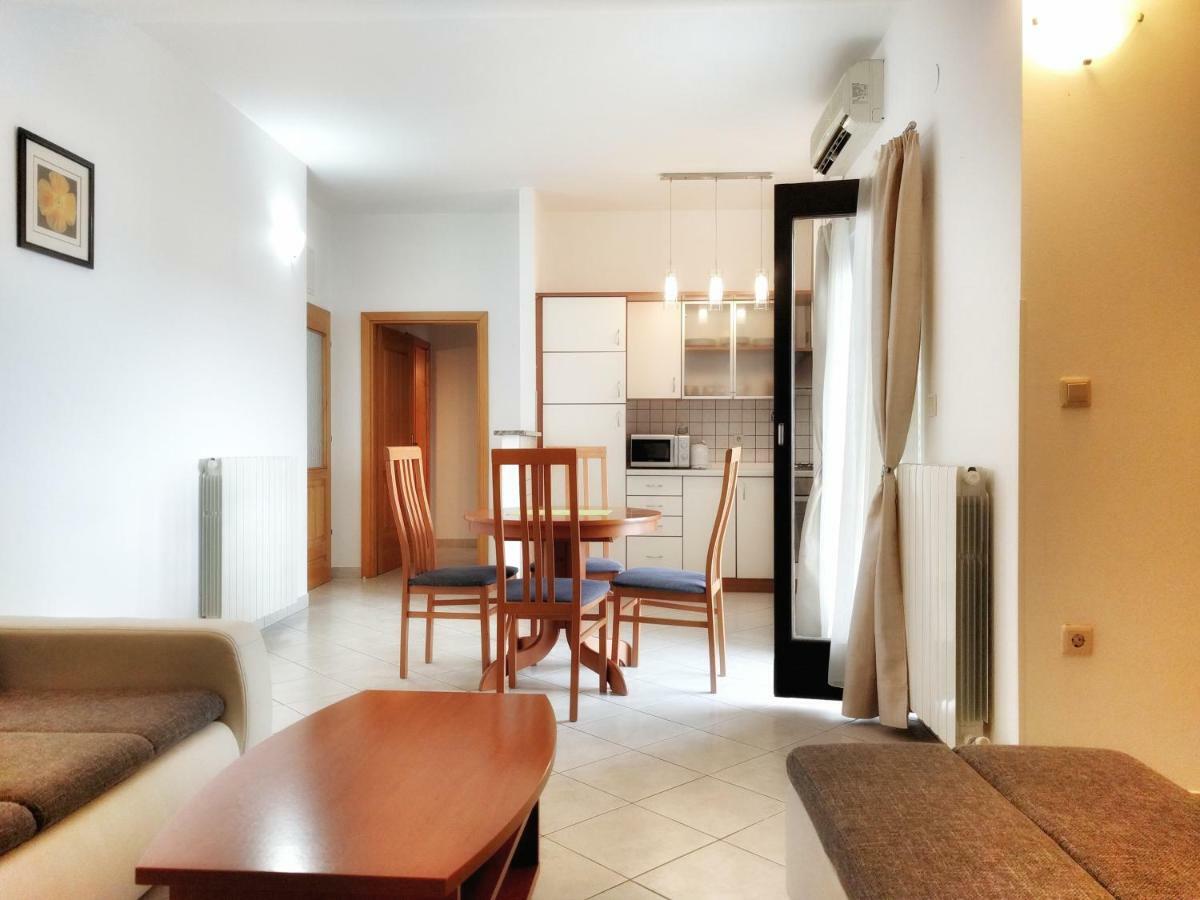 Apartment Skaline Malinska Exterior foto